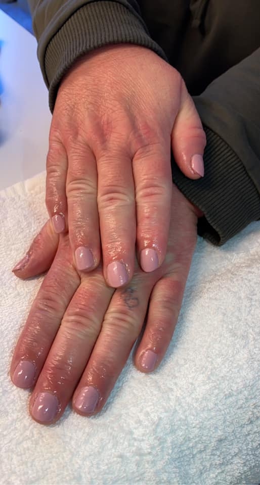 Manicure og pedicure i Odense